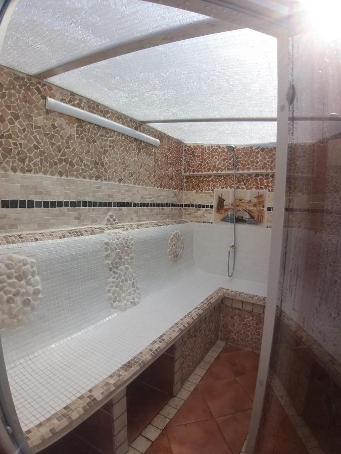 Апартаменты La Casa De Huespedes Пуэбла-де-Вальбона Экстерьер фото